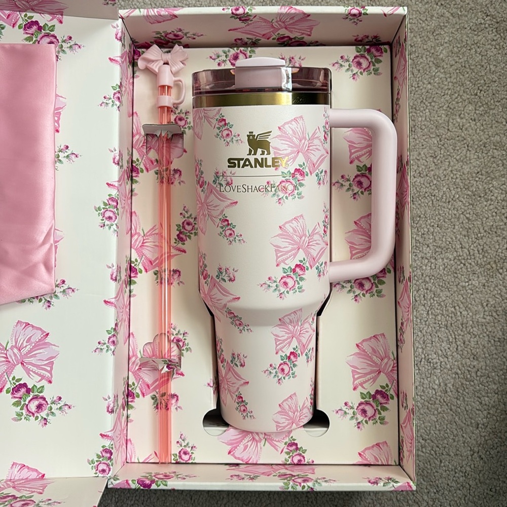 Stanley x Love Shack Fancy holiday Tumbler 40 OZ Holiday Rosa Beaux Pink